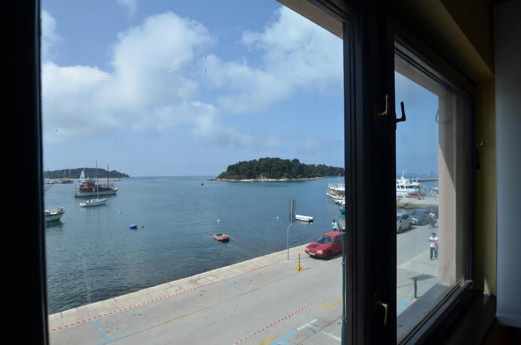 Apartments Ana City Rovinj Rum bild